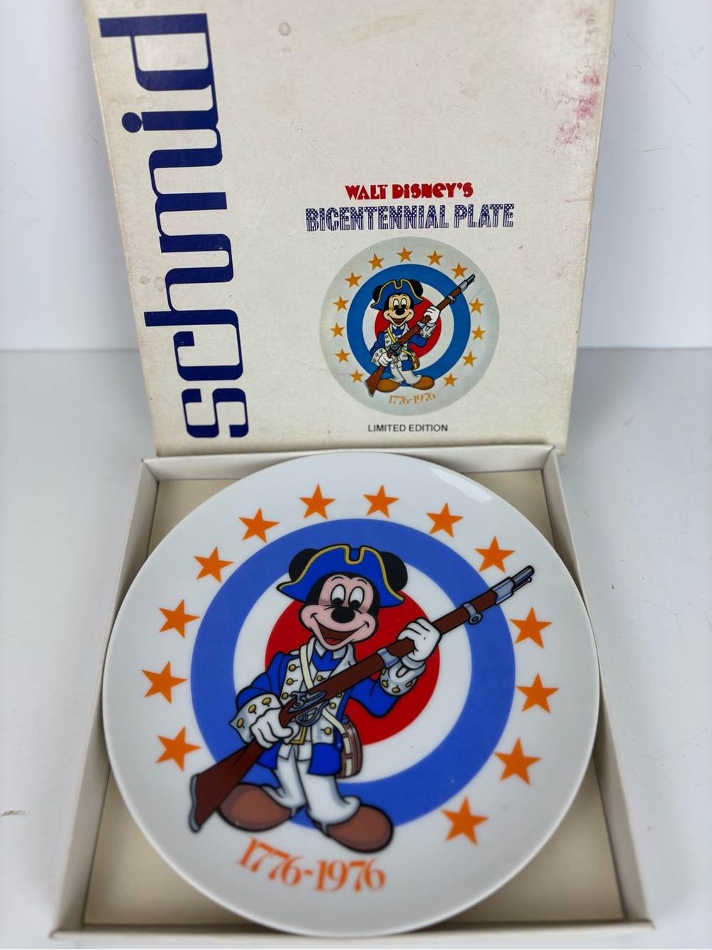 Schmid Walt Disney Mickey Mouse 1776 Collectible plate-NIB